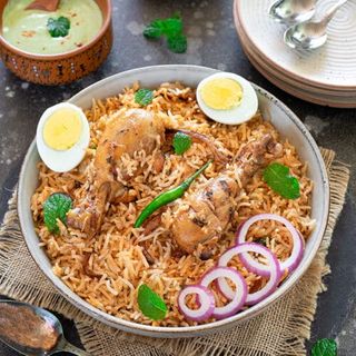 61 Chicken biryani