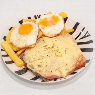 Milanesa a la napolitana