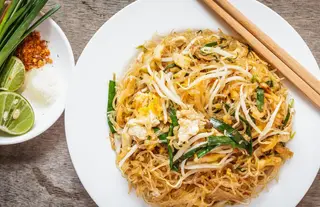 Pad thai z kurczakiem