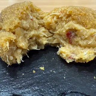 Croqueta casera de atún y pimiento de piquillo(5 unidades)