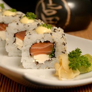 Rollos california con queso crema (8 uds.)