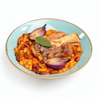 Ciolan de porc la cuptor