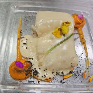 Merluza con mejillón