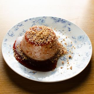 Панакота с виолетки