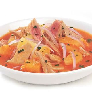 Encebollado de pescado