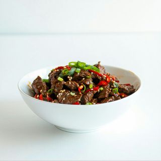 Carne de vită a la Szechuan (iute)