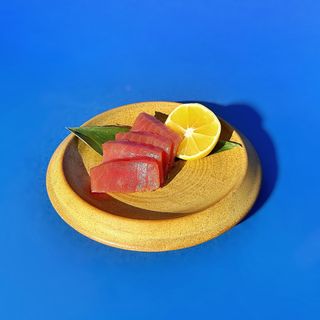 Sashimi tuna