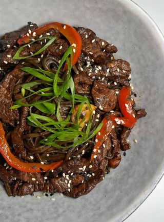 Соба з яловичиною