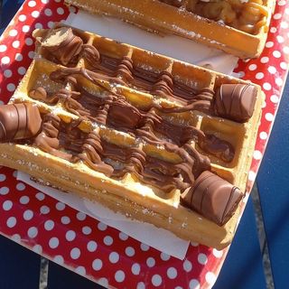 waffle kinder bueno