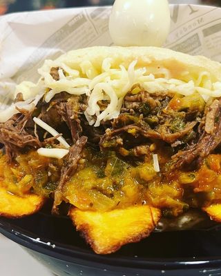 Arepa Con Ternera