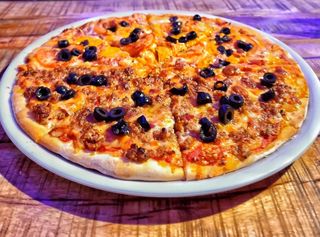 Pizza Barbacoa (30 Cm. A 33 Cm. Aprox.)