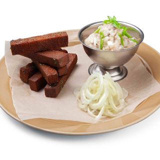 Форшмак с гренками