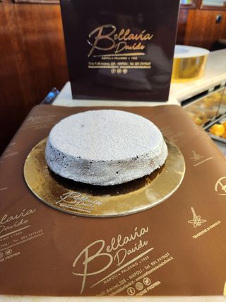 Torta caprese grande