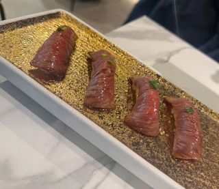 38 Nigiri wagyu scottato 4 pezzi
