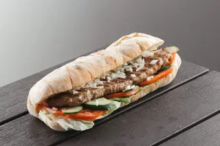 Šiš na maču + pomfrit + Coca-Cola