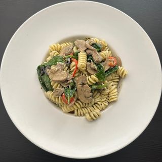 Menu Fusili Al Pesto com Creme