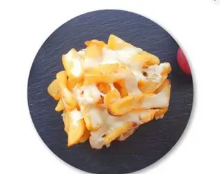 Cartofi prajiti cu mozzarella