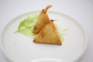 085-Samosa di gamberi 3 pezzi