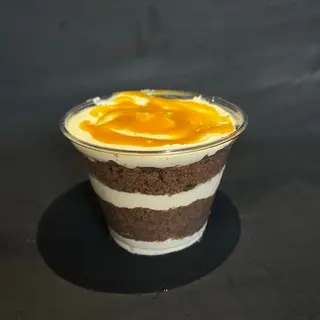 Bolo no Pote de Maracuja