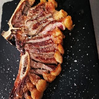 Plato De Chuletón De Ternera (600 G. A 800 G. Aprox.)