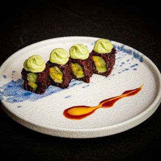 URAMAKI BLACK YASAI AVOCATO - 8pezzi