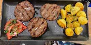 Домашни пикантни кюфтенца