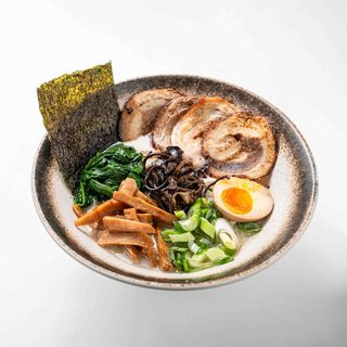 14 Tonkotsu ramen
