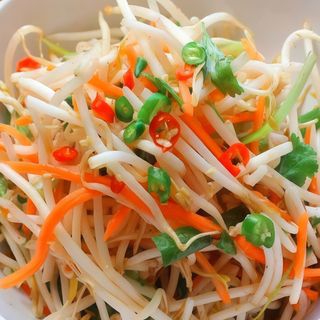 Ensalada De Brotes De Soja