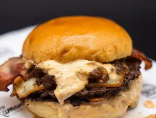 Burger La Más Ramona