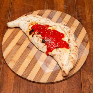4. Calzone