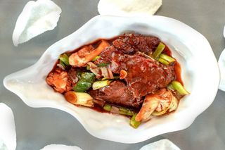 Solomillo De Ternera En Una Reducción De Vino Tinto Y Pimienta Negra