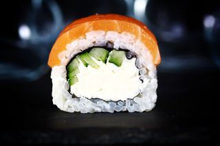 Філадельфія з лососем (265г)