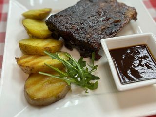 Реберця гриль із соусом барбекю (380g)