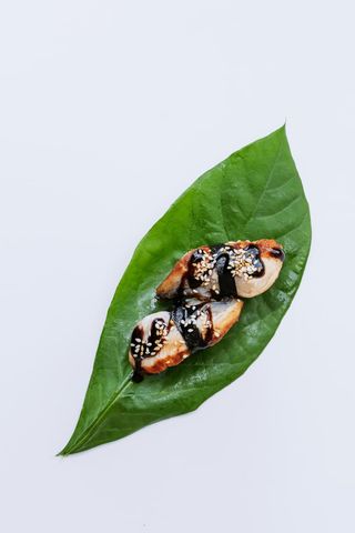 Nigiri węgorz