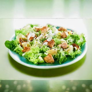 Sałatka z kurczakiem
