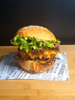 Cheeseburger wild west