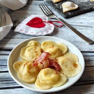 ravioles de pera y queso azul