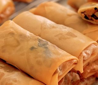 8.Involtino primavera 1 pezzo 