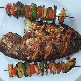 Menu DORADA Grilado Inteiro 