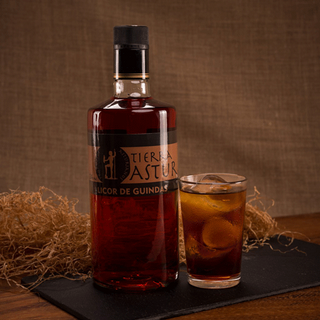 Licor De Guindas Tierra Astur (70 Cl.) (11186)