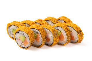 Crunch: salmón, surimi, aguacate y queso