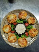 Pizza di fiorini pršut