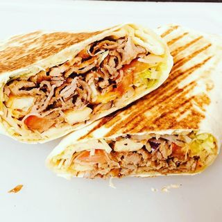 Piadina kebab con filetti di pollo