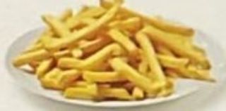 Patatine fritte al piatto