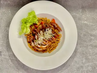 Pad ramen prik pao