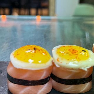 Gunkan de Ovo Codorniz