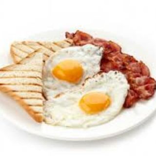 Huevos con Bacon