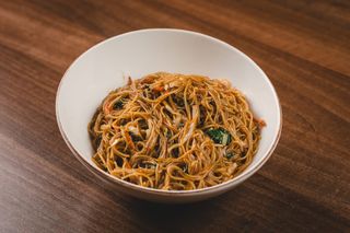 40. Pržene nudle od riže 200gr