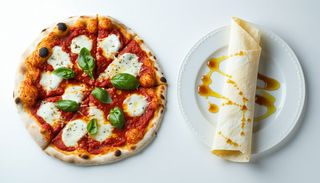 Combo - Pizza Margherita Ø 32cm + sos + 1 clatita+ Racoritoare