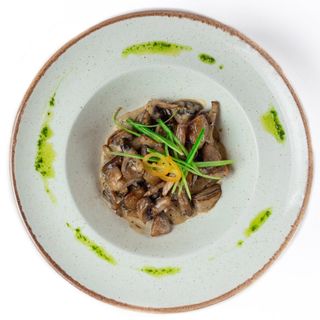 Печериці у вершковому соусі (180г)